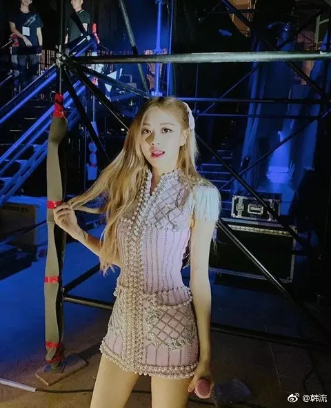 [BLACKPINK][新聞]《DDU-DU DDU-DU》MV點擊量突破7億！刷新K-Pop組合新紀錄！