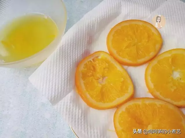 當小清新的橙子遇上軟乎乎的蛋糕,讓你吃一次就愛上它的獨特味道