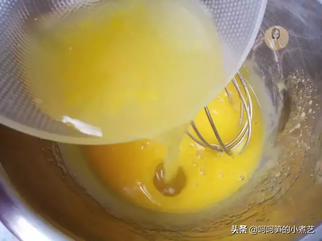 當小清新的橙子遇上軟乎乎的蛋糕,讓你吃一次就愛上它的獨特味道