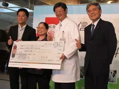 台東菜販當年「捐1000多萬」被邀情上《時代》雜誌!如今7年過去,「近況曝光」