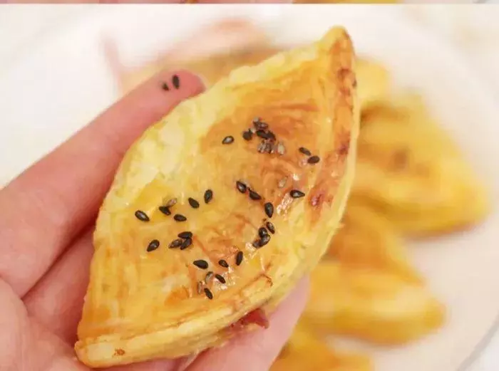 超好吃的蛋撻「香蕉酥」外酥里嫩~零失敗做法!