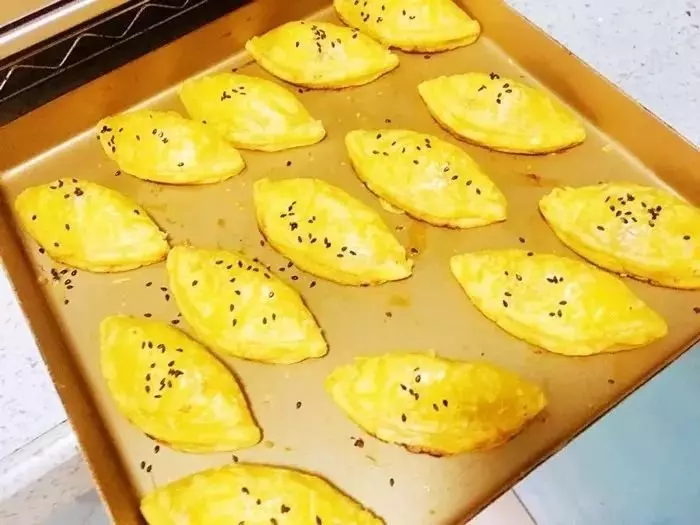 超好吃的蛋撻「香蕉酥」外酥里嫩~零失敗做法!