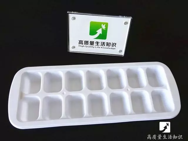 家裡的製冰盒不要扔了!她將「米飯倒進冰塊盒」5分鐘後奇蹟就出現了……