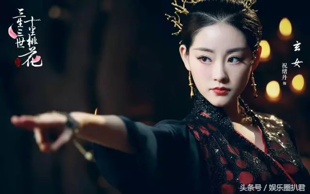 楊冪一共簽了13位藝人,結果就剩這3位美女不紅了!