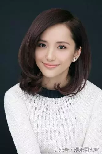 楊冪一共簽了13位藝人,結果就剩這3位美女不紅了!