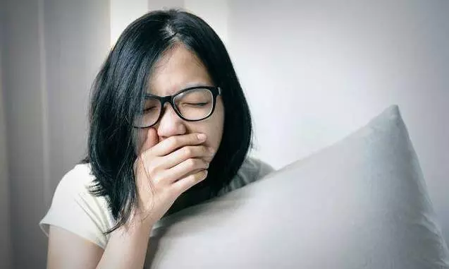嗓子裡邊【痰多】,其實是因為這3件事,老中醫教你祛痰方法