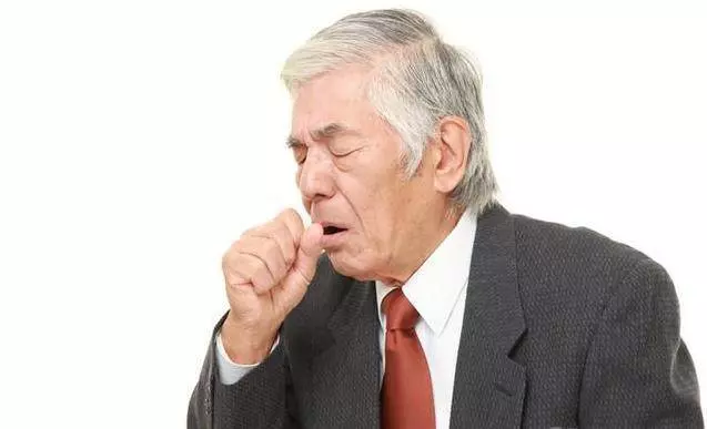 嗓子裡邊【痰多】,其實是因為這3件事,老中醫教你祛痰方法