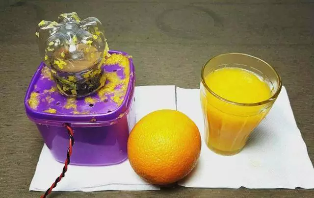 老婆用橙汁腌五花肉,煎好端上桌連肉渣都搶光,比烤肉好吃太多了