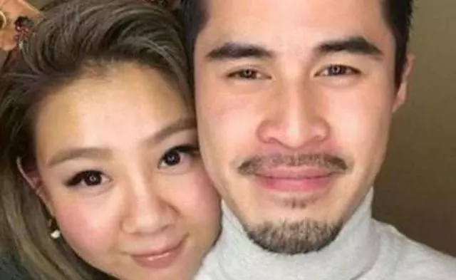 72歲鄭少秋近照,頭髮稀疏和老婆像「父女」,4個女兒顏值驚人!