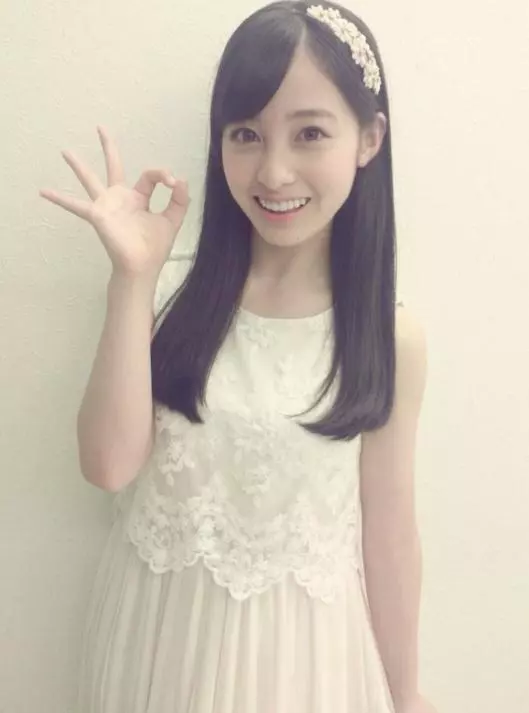 橋本環奈自稱拍完《銀魂》,發現全新的自己,粉絲:老婆胖成球!