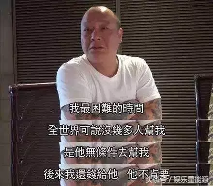 65歲吳誌雄全家照!當年帶100多個黑幫小弟齊拍戲,沒想到如今女兒居然長得這麼美!網友:女兒不出道就浪費了