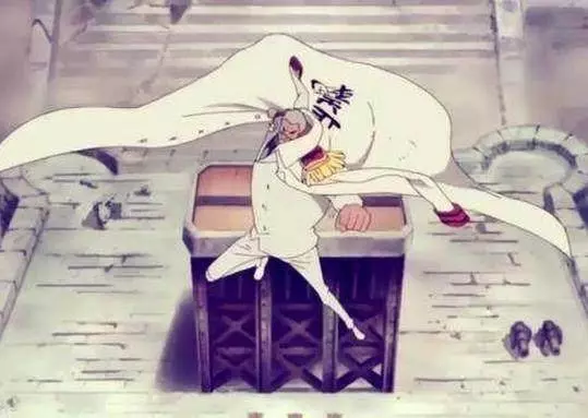 白鬍子擁有毀滅世界的果實能力,而卡普卻可以赤手空拳毀滅世界
