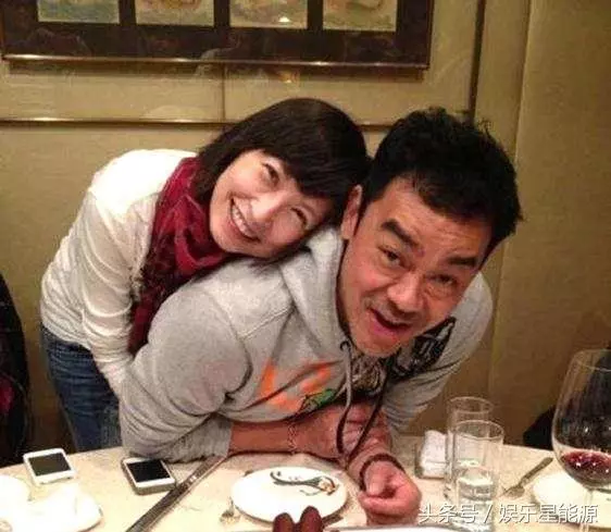 54歲劉青雲近照,從小被父母嫌棄,妻子是工程師,死後遺產會捐贈 !