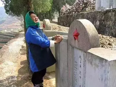 人性與愛心的25張照片,看到第一張就受不了!