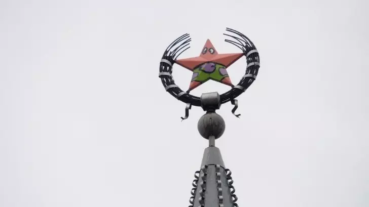 22個證明俄羅斯人「不是最強民族還是外星人」的奇景照 在冰洞泡澡太猛了!