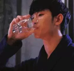老中醫告訴你:水是最便宜的藥!請記住這個喝水法,大病小病遠離你