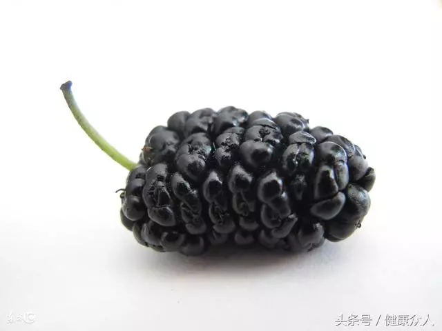 患上癌症不要怕,這幾種食物是癌症的剋星,每天吃點癌細胞死光光