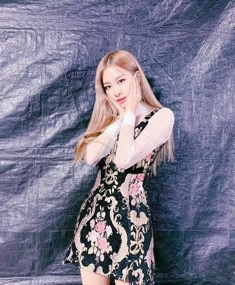 韓網pann熱議!越來越漂亮的BLACKPINK ROSÉ~