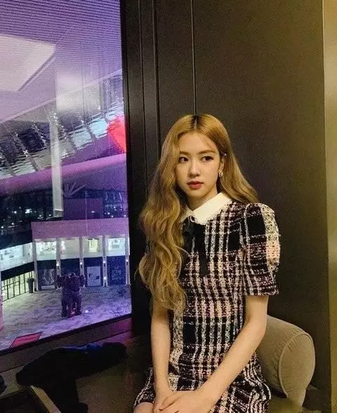 韓網pann熱議!越來越漂亮的BLACKPINK ROSÉ~
