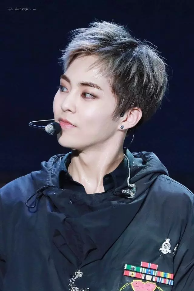韓網pann熱議!EXO「金珉錫」睡醒起來後的狀態~