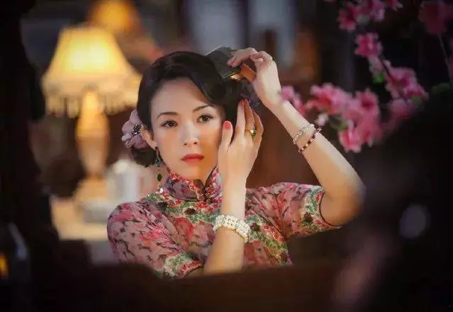 嫁給汪峰的章子怡,這次終於輸了?!
