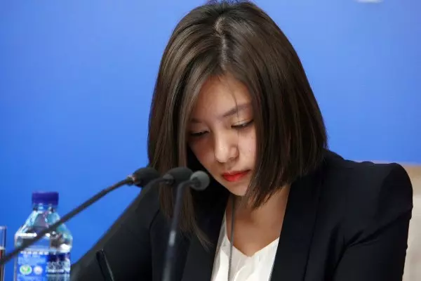 《離騷》也能翻成英文?中國首席美女翻譯官「精準簡潔秒口譯」...網友超佩服