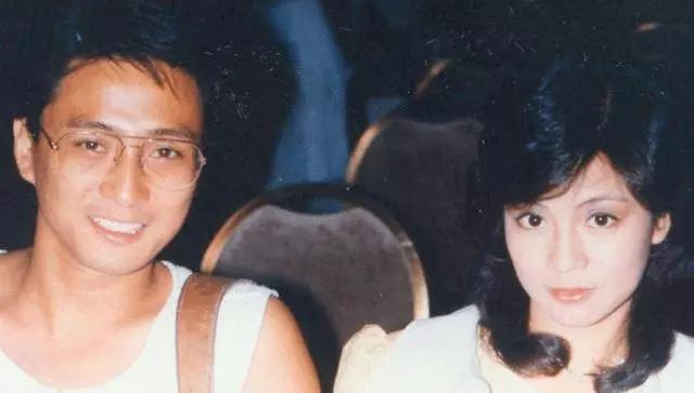 60歲湯鎮業二婚老婆曝光,原來是我們熟悉的她,難怪不娶翁美玲