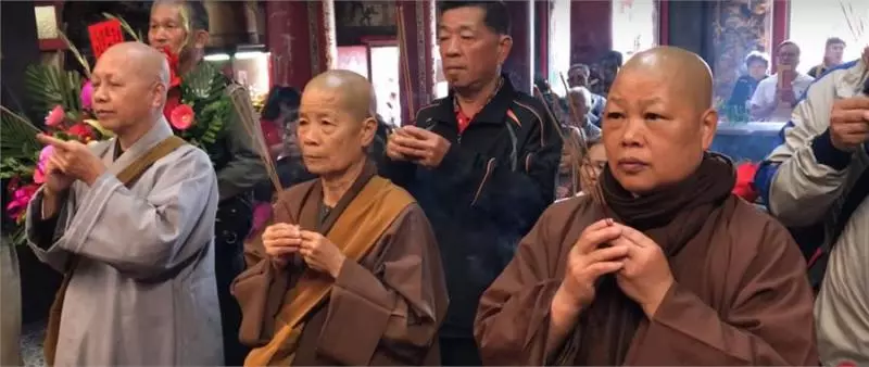 全村跪求「再來走一遭」!白沙屯媽祖顯靈,一個舉動惹村民淚奔,「5年心願」祂聽到了!