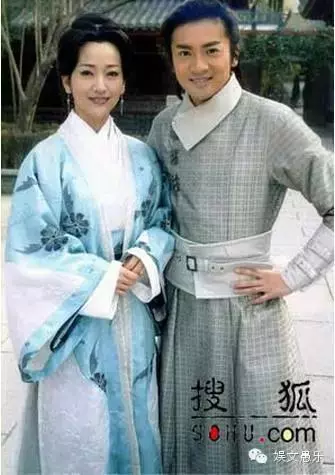 「蘇有朋」與「林心如」現實中偷偷相戀10多年,卻不能大方公開在一起的秘密...原來竟是因兩人...真是太讓人難過了!!!