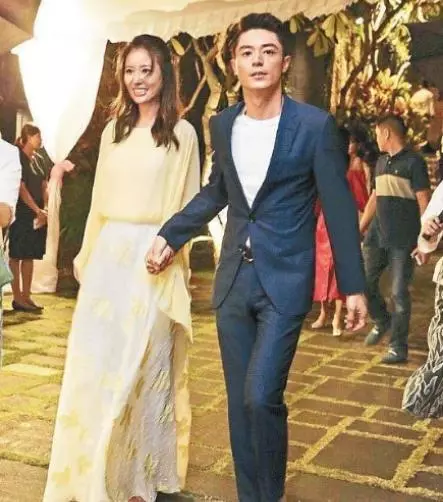 看了林心如和婆婆相處,再看看楊冪,差距一目了然,難怪會離婚!