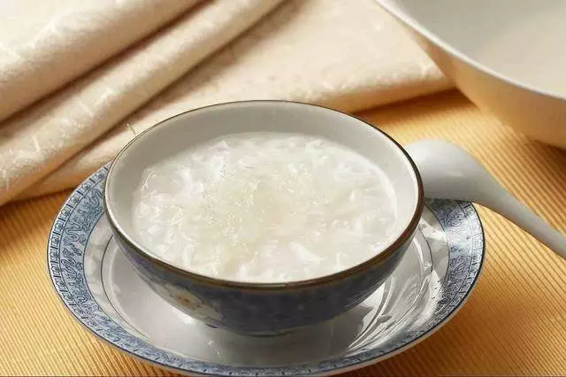 喝白粥到底是養胃還是傷胃?醫生告訴你實情,大多數人都喝錯了