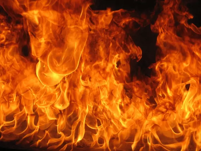 台灣宜蘭氣爆一家三口喪命,因為一碗泡麵一盞燈!
