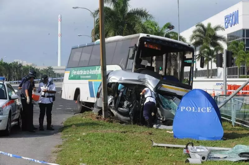 【靈異新聞】新加坡女生6天夢同樣車禍死者,冤魂女鬼託夢求送鞋「要歸家」