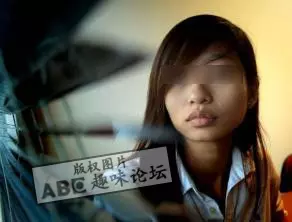 【靈異新聞】新加坡女生6天夢同樣車禍死者,冤魂女鬼託夢求送鞋「要歸家」
