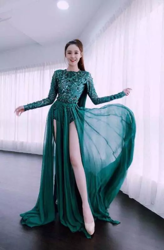 【勁爆!】大馬女神Yumi Wong私照大曝光...!網友看了表示:「我泄了!」