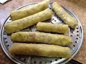 媽媽做的五香卷,簡單又美味,肉餡味道十足!超好吃!!