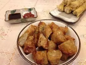 媽媽做的五香卷,簡單又美味,肉餡味道十足!超好吃!!