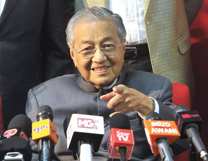 柔王儲公開批評政府!敦馬一句神回!網民紛紛大讚!
