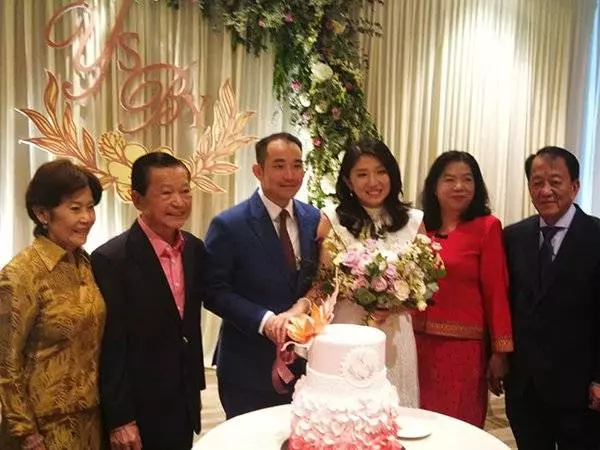 雙方家長見證!楊美盈註冊結婚了!【恭喜恭喜!】