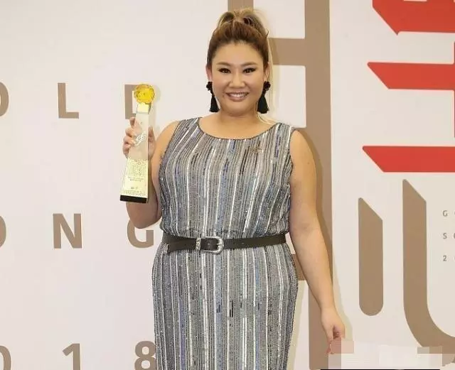 沈殿霞31女兒近照,已經胖成了球,網友:遺傳媽媽?