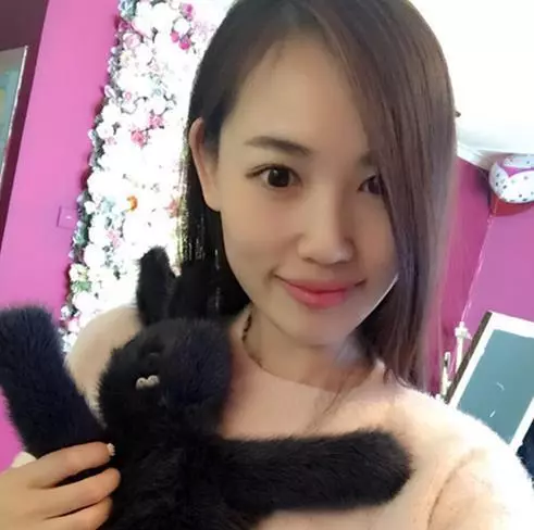 疑似馬蓉「新戀情」曝出,顏值還不如前任,網友:品味越來越差!