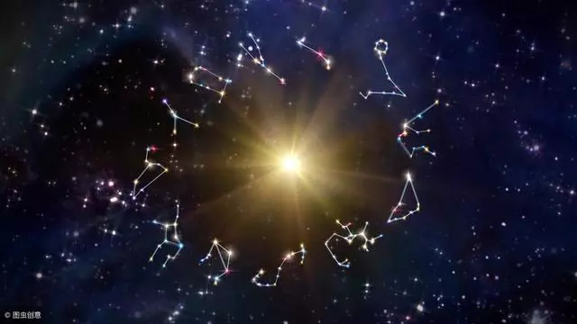 十二星座在愛情里的表現,這樣的性格你可以忍受嗎