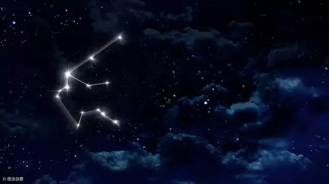 十二星座在愛情里的表現,這樣的性格你可以忍受嗎
