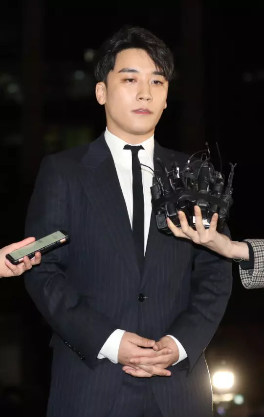 [BigBang][新聞]190311 BIGBANG勝利「將從演藝圈隱退，對引發了社會性爭議表示歉意」