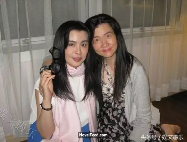 52歲王祖賢「近照曝光」!曾經絕色美貌如今卻「醜到認不出來」!真面目讓大家不敢置信!