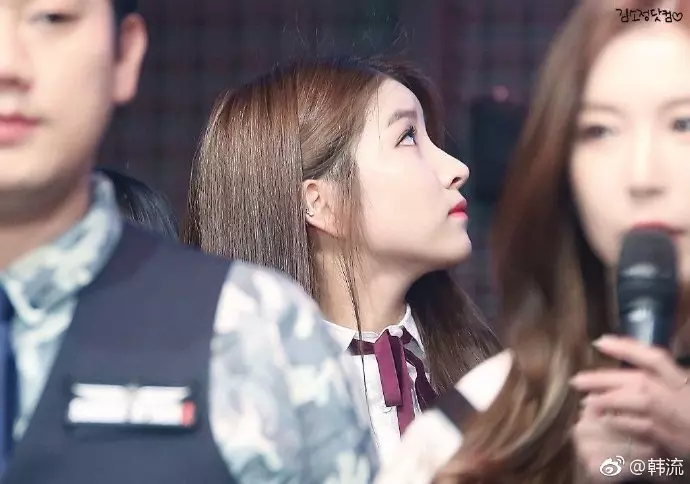 [GFRIEND][分享]190311 theqoo熱議！鼻子超好看的GFRIEND金韶情