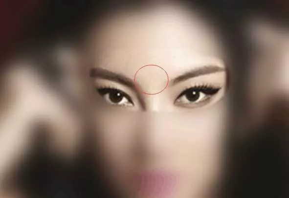 這7種面相的女人,嫉妒心強、愛記仇,常常背後耍陰招!