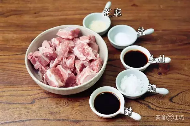 懶人版糖醋排骨,不油炸不焯水,煮一煮就好吃到爆