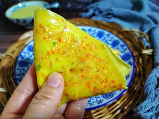 早餐雞蛋別再煮著吃了,簡單快手新做法,比油條營養比包子簡單