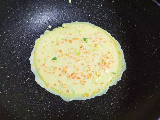 早餐雞蛋別再煮著吃了,簡單快手新做法,比油條營養比包子簡單